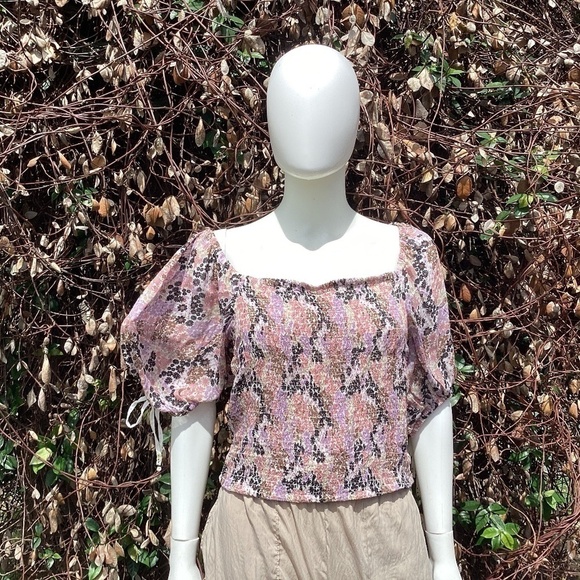 Free People Smocked Puff Sleeve Tie Back Crop Top - Picture 1 of 10